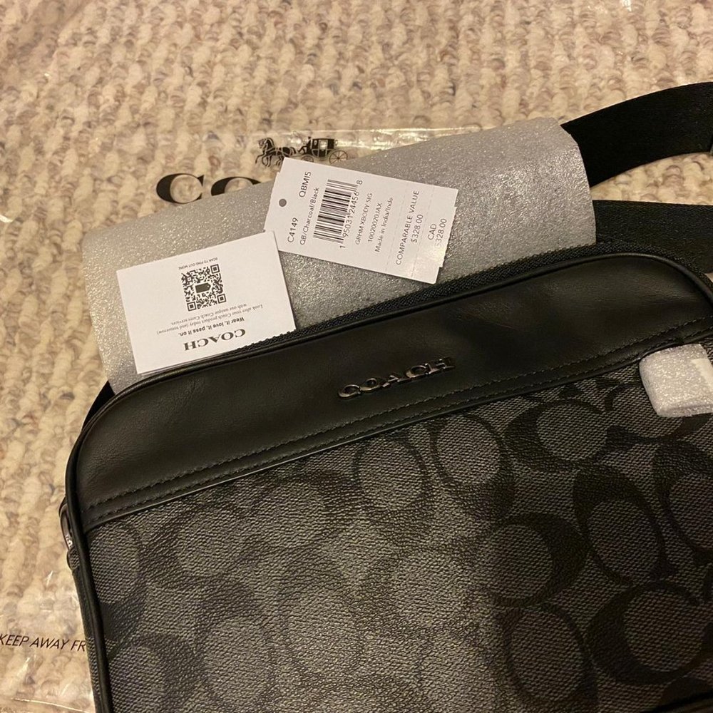 Coach Graham Crossbody In Signature Canvas - Picture 2 of 7